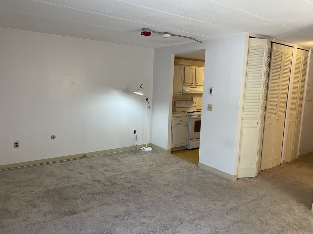 179 Presidents Ln # 3i