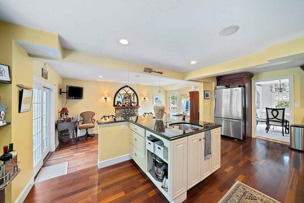 4 Blanchard Blvd.