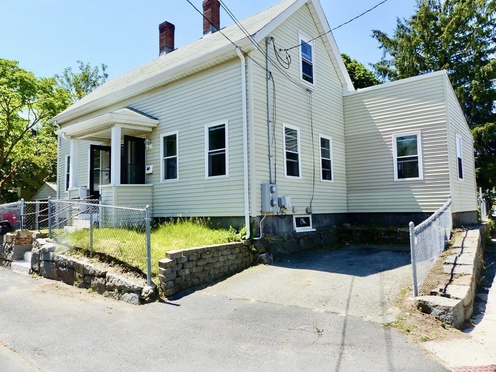 97 Phipps St # 1