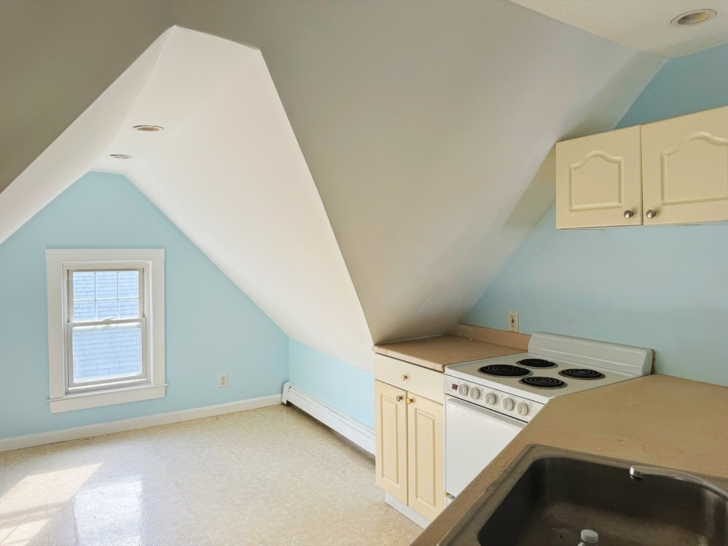 40 Saville Ave # 3