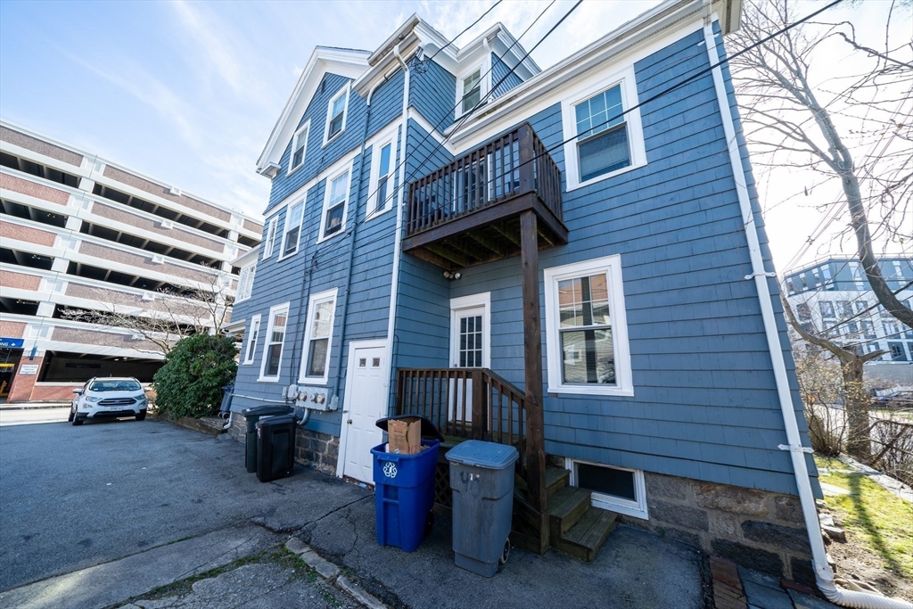 40 Saville Ave # 3