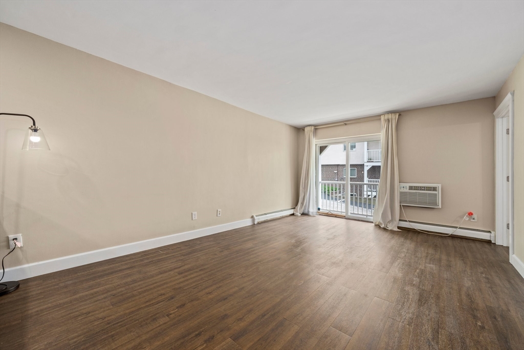 195 Independence Ave # 122