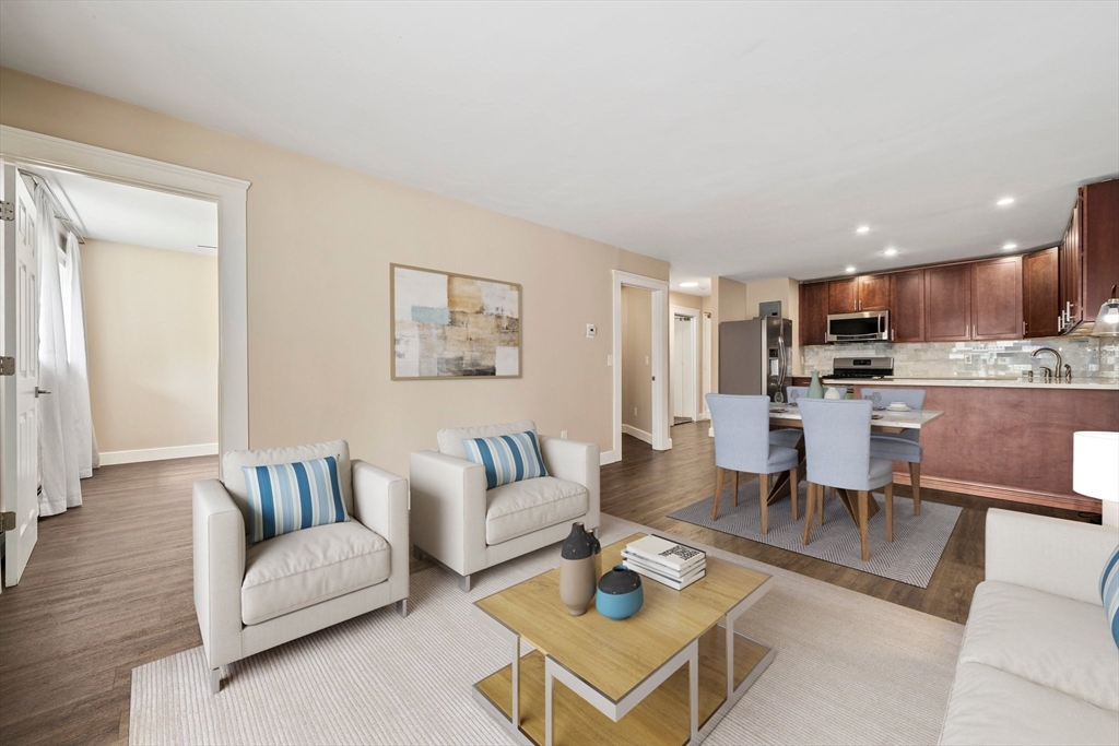 195 Independence Ave # 122
