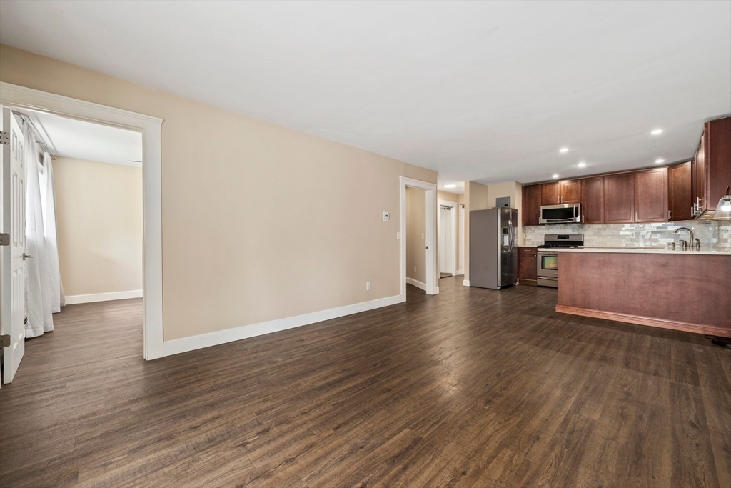 195 Independence Ave # 122