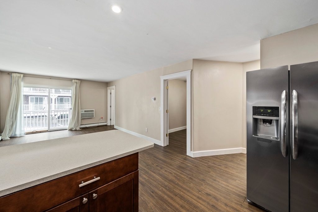 195 Independence Ave # 122