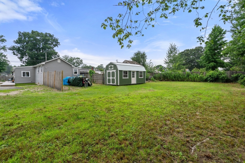 18 Ell Rd