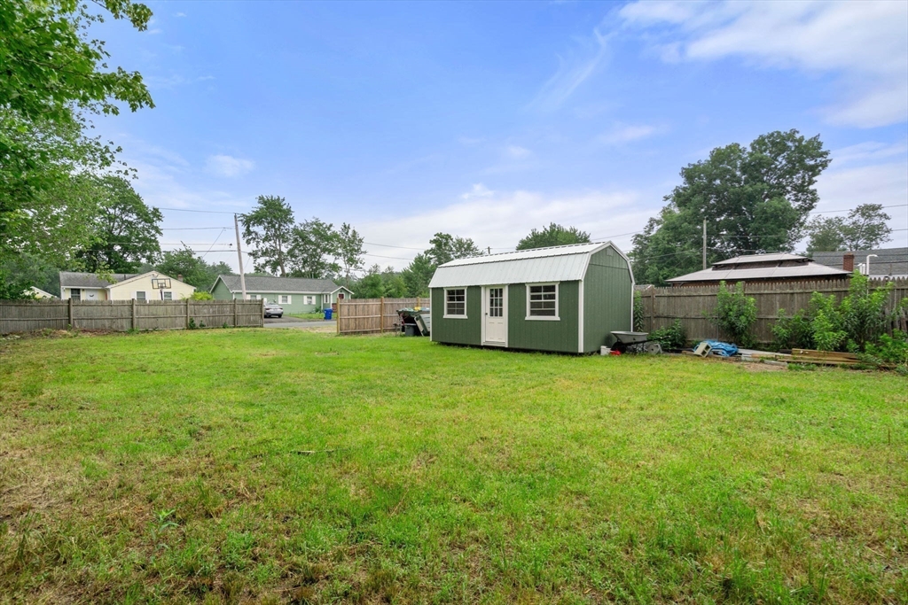 18 Ell Rd