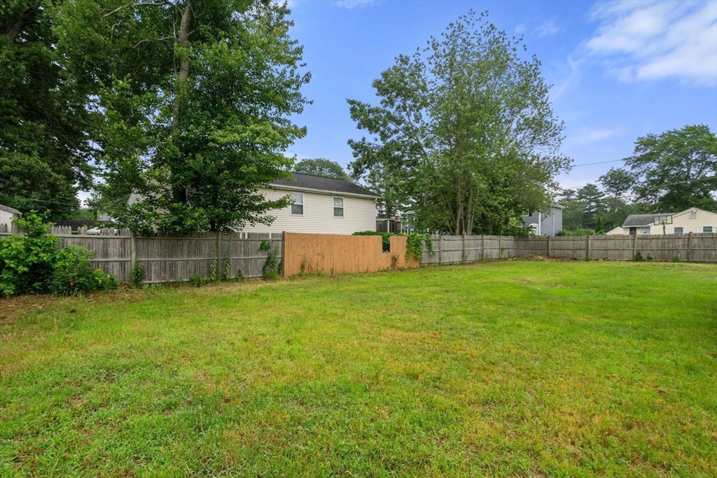 18 Ell Rd