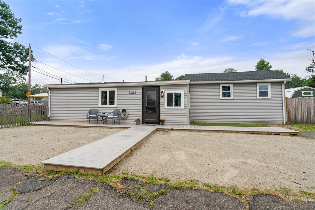 18 Ell Rd