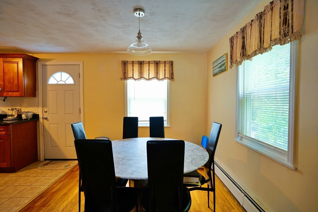 23-25 Parsons St # 23