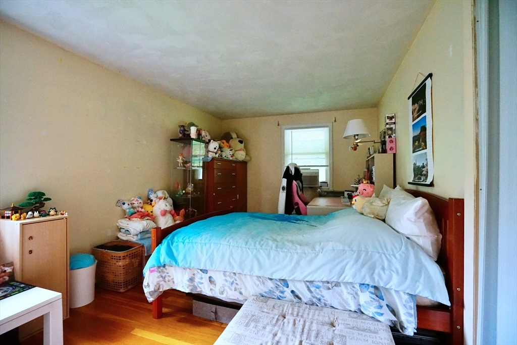 23-25 Parsons St # 23