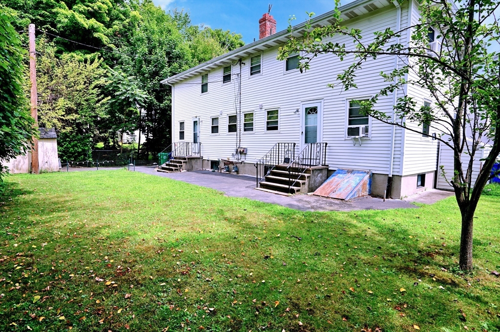 23-25 Parsons St # 23