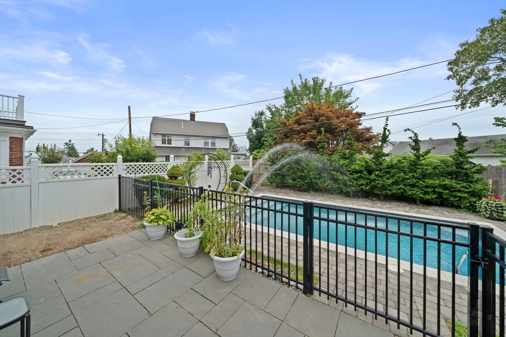 1384 Quincy Shore Dr
