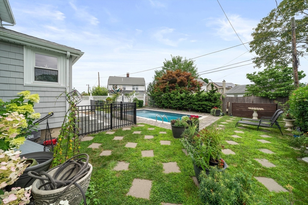 1384 Quincy Shore Dr