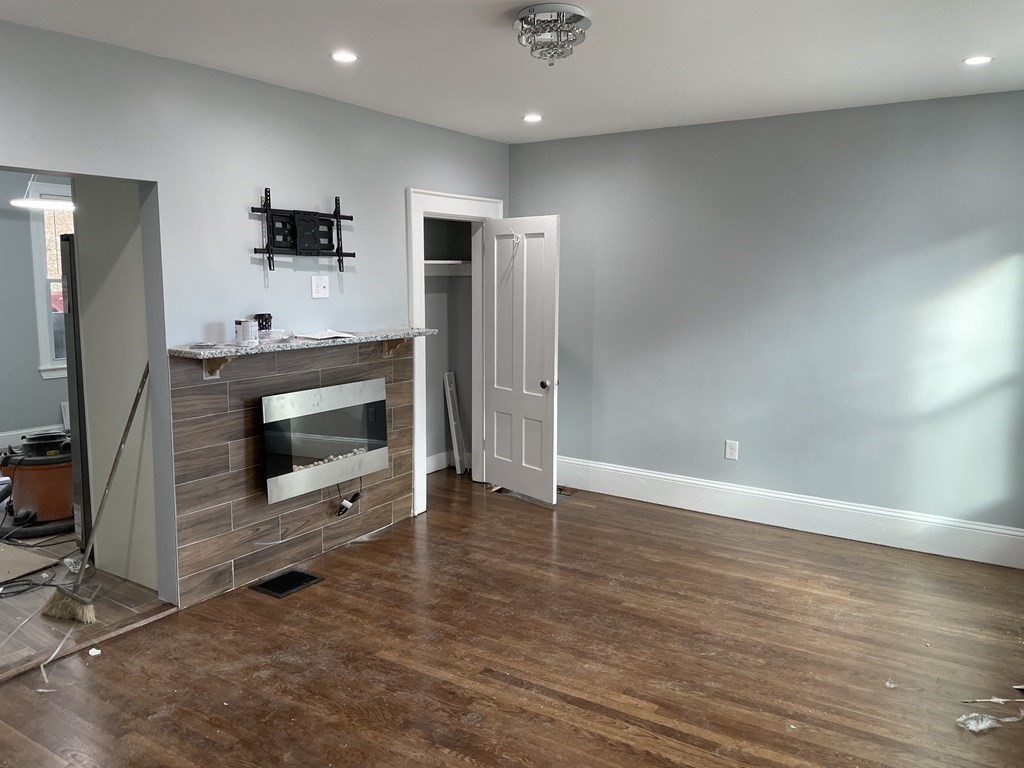 31 Brazil St # 31