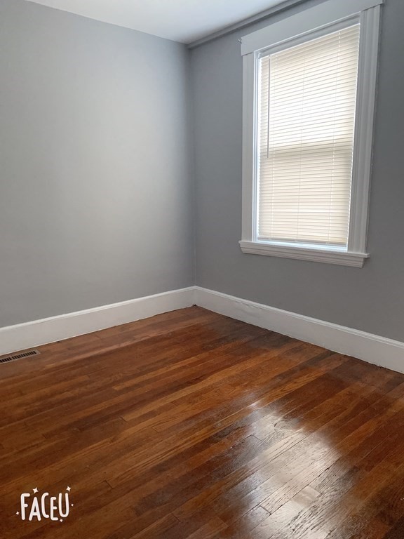 21 Common St # 1