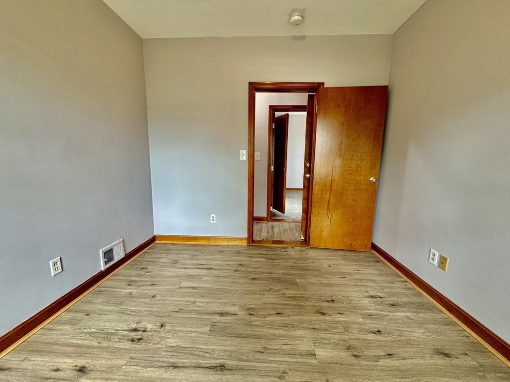 7 Rawson Rd # 3