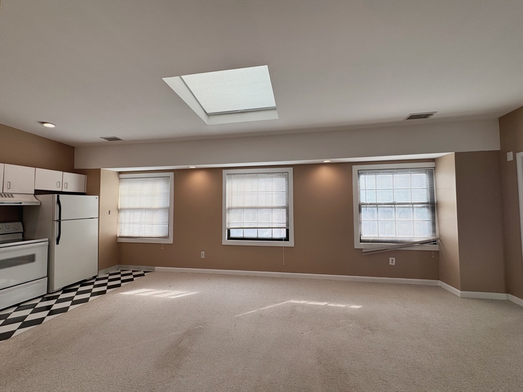 21 Linden St. # 409