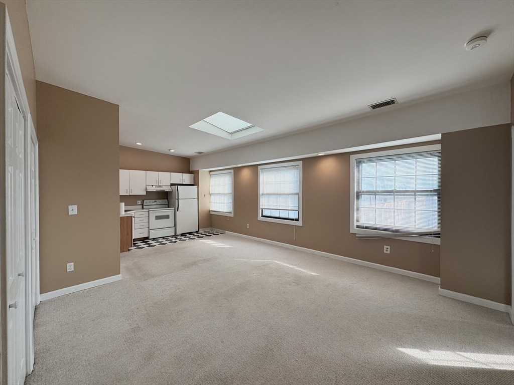 21 Linden St. # 409
