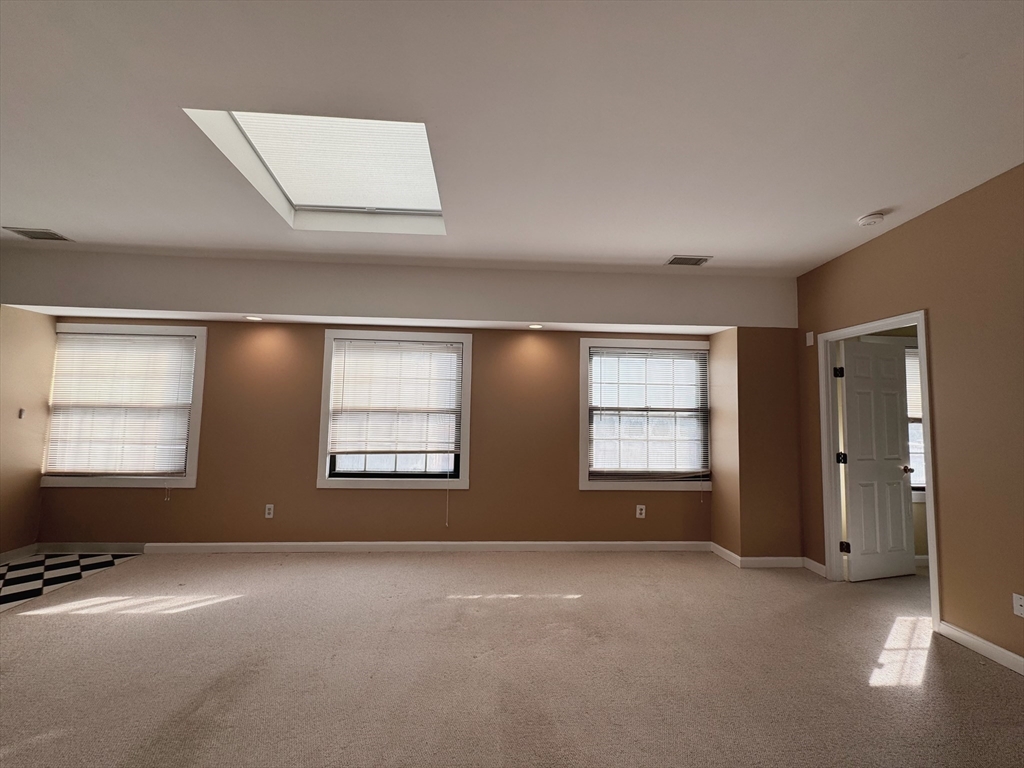 21 Linden St. # 409
