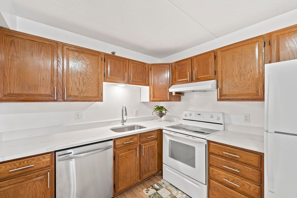 209 Riverview Ave # 7