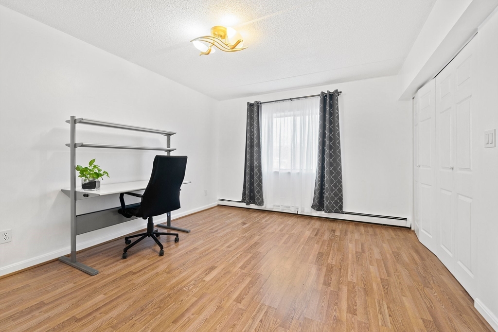 209 Riverview Ave # 7