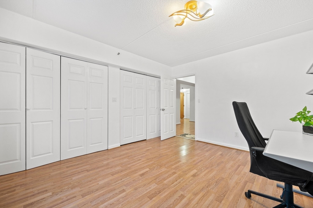 209 Riverview Ave # 7