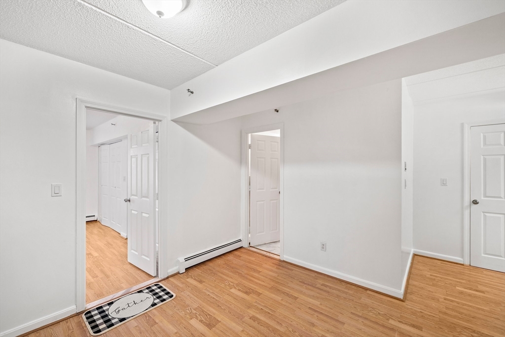 209 Riverview Ave # 7
