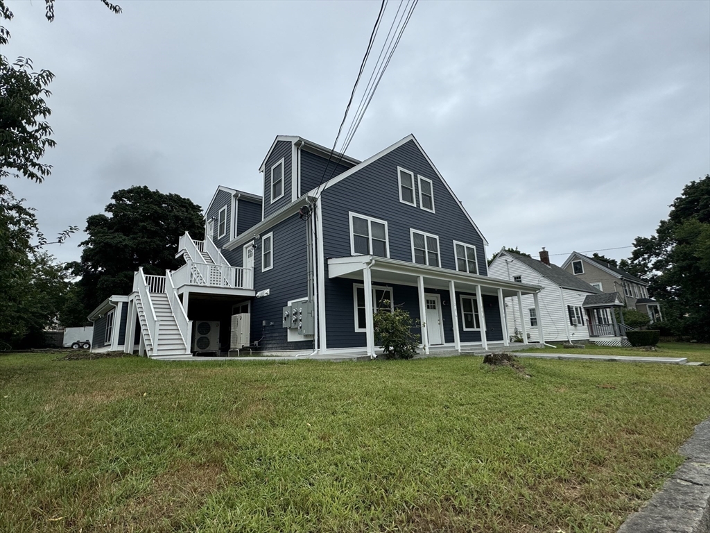 300 Washington St # 300