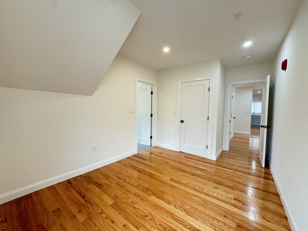 300 Washington St # 300