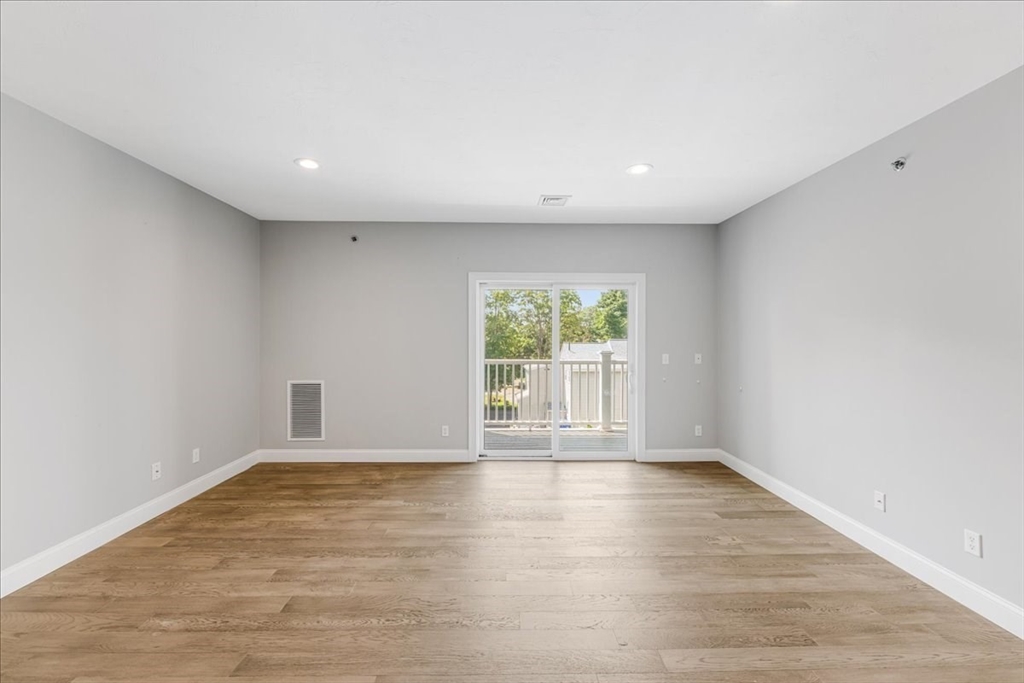 181 S Franklin St # 305