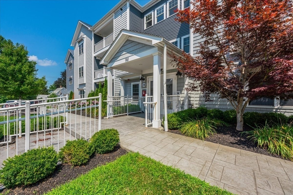 181 S Franklin St # 305