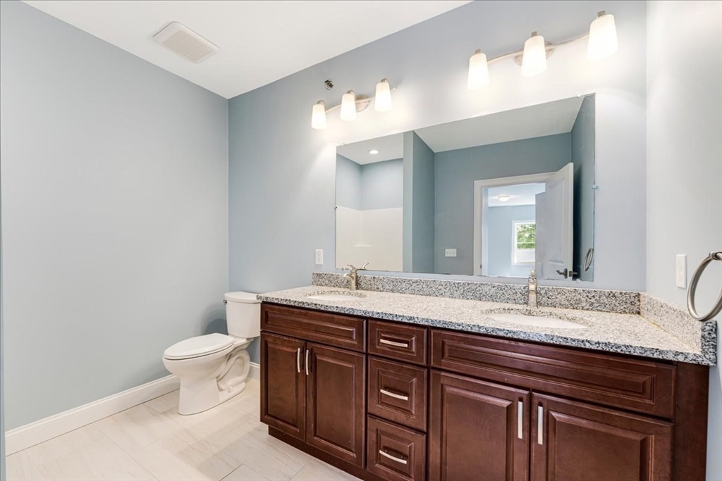 181 S Franklin St # 305