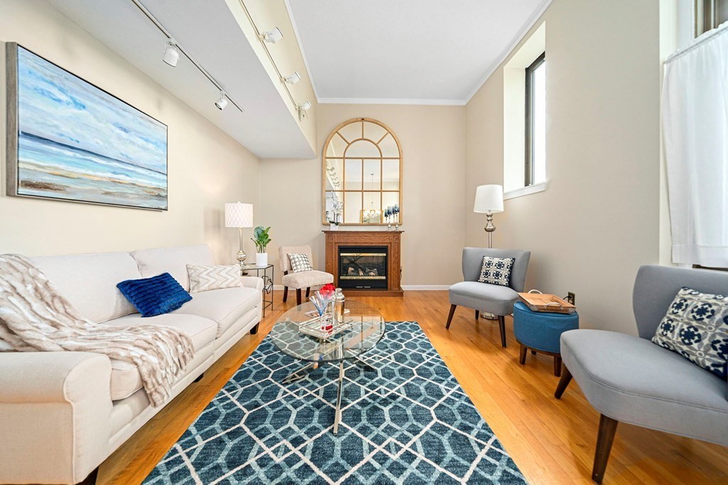 94 Newbury Ave # 200