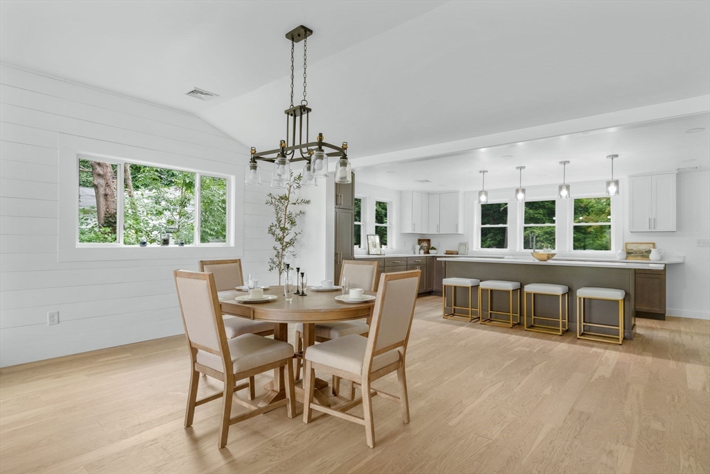 26 Hammond Ave