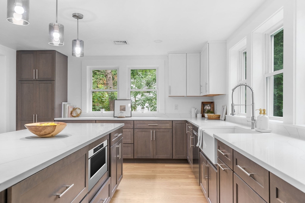 26 Hammond Ave