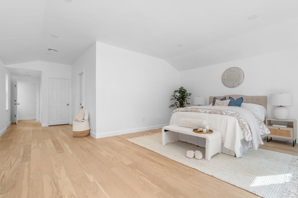 26 Hammond Ave