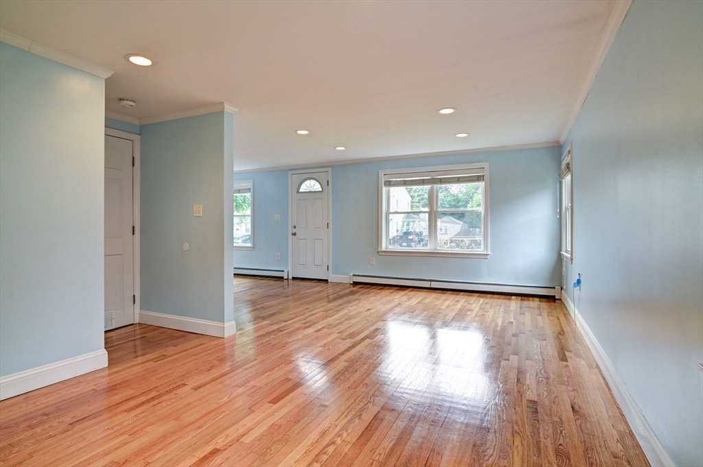 30 Thayer Ave # 30