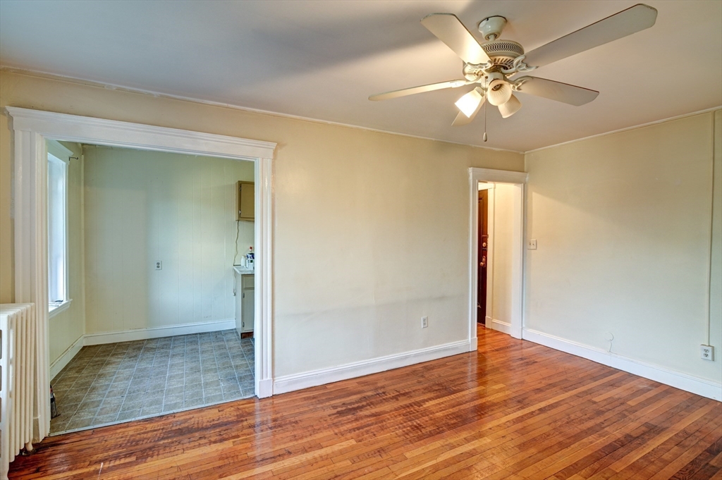 32 Greenwood Ave # 6