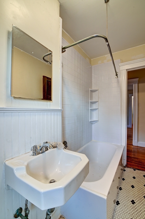 32 Greenwood Ave # 6