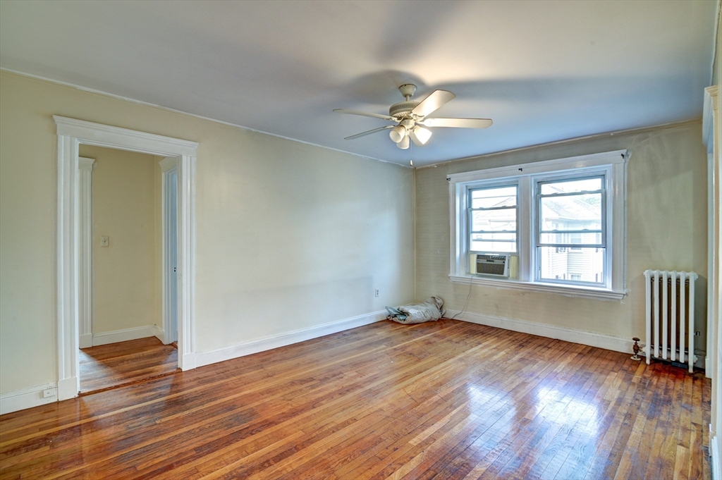 32 Greenwood Ave # 6