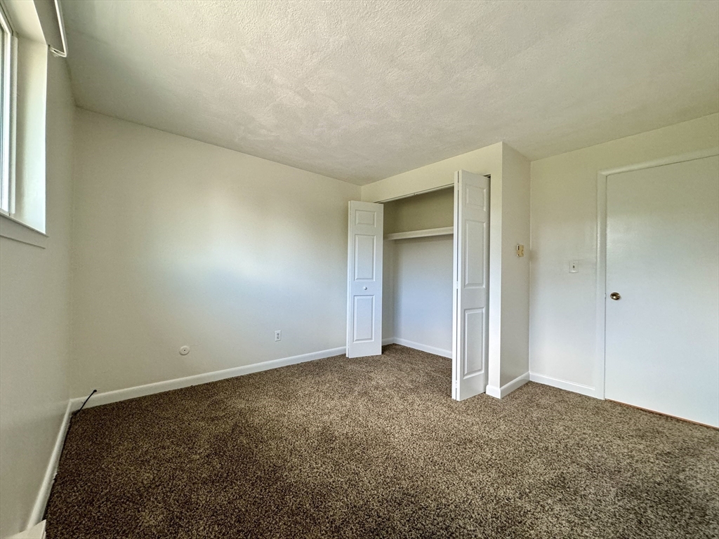 96 Fountain Ln # 11