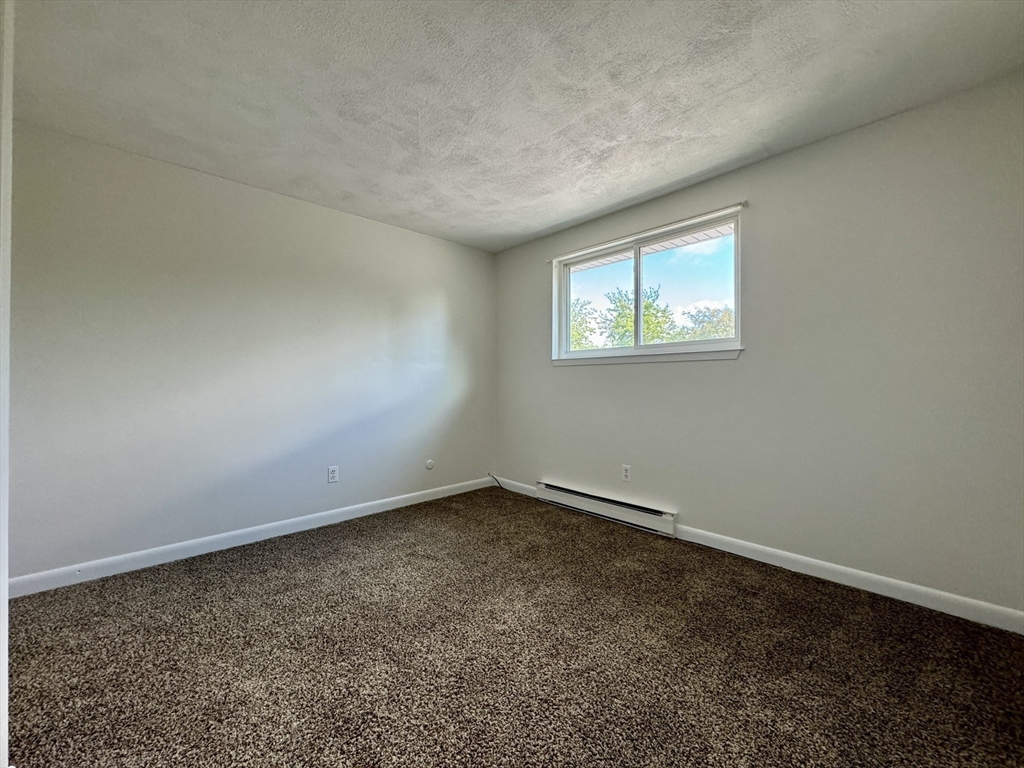 96 Fountain Ln # 11