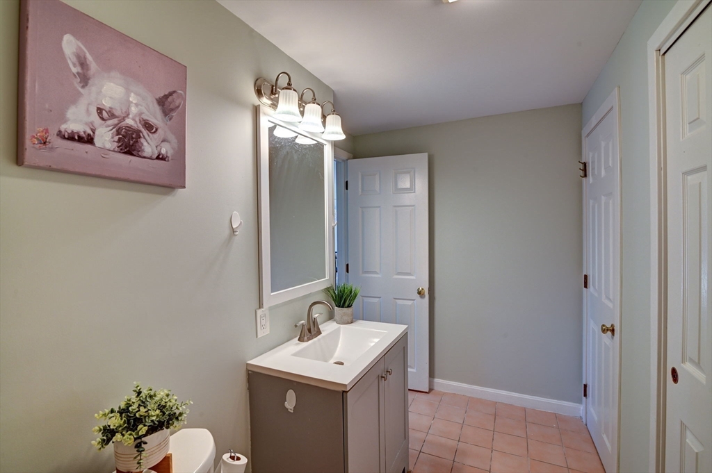 314 Riverside Ave # 101