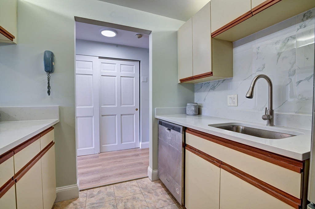 314 Riverside Ave # 101