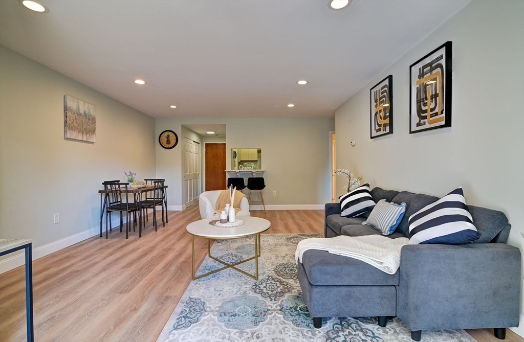 314 Riverside Ave # 101