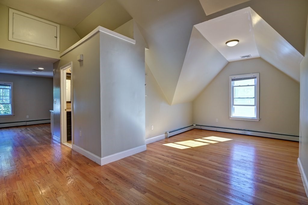 23-25 Boylston St