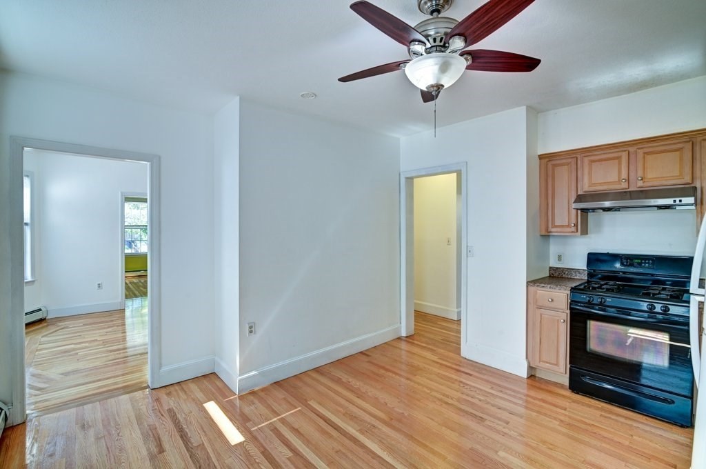 23-25 Boylston St