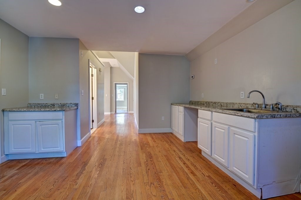 23-25 Boylston St