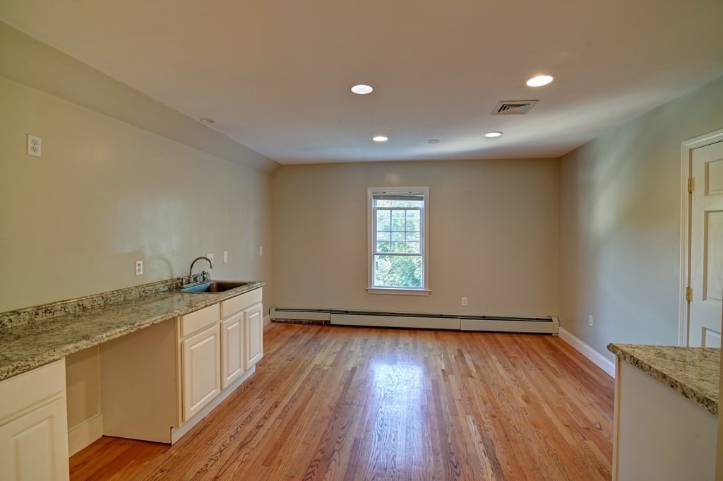 23-25 Boylston St
